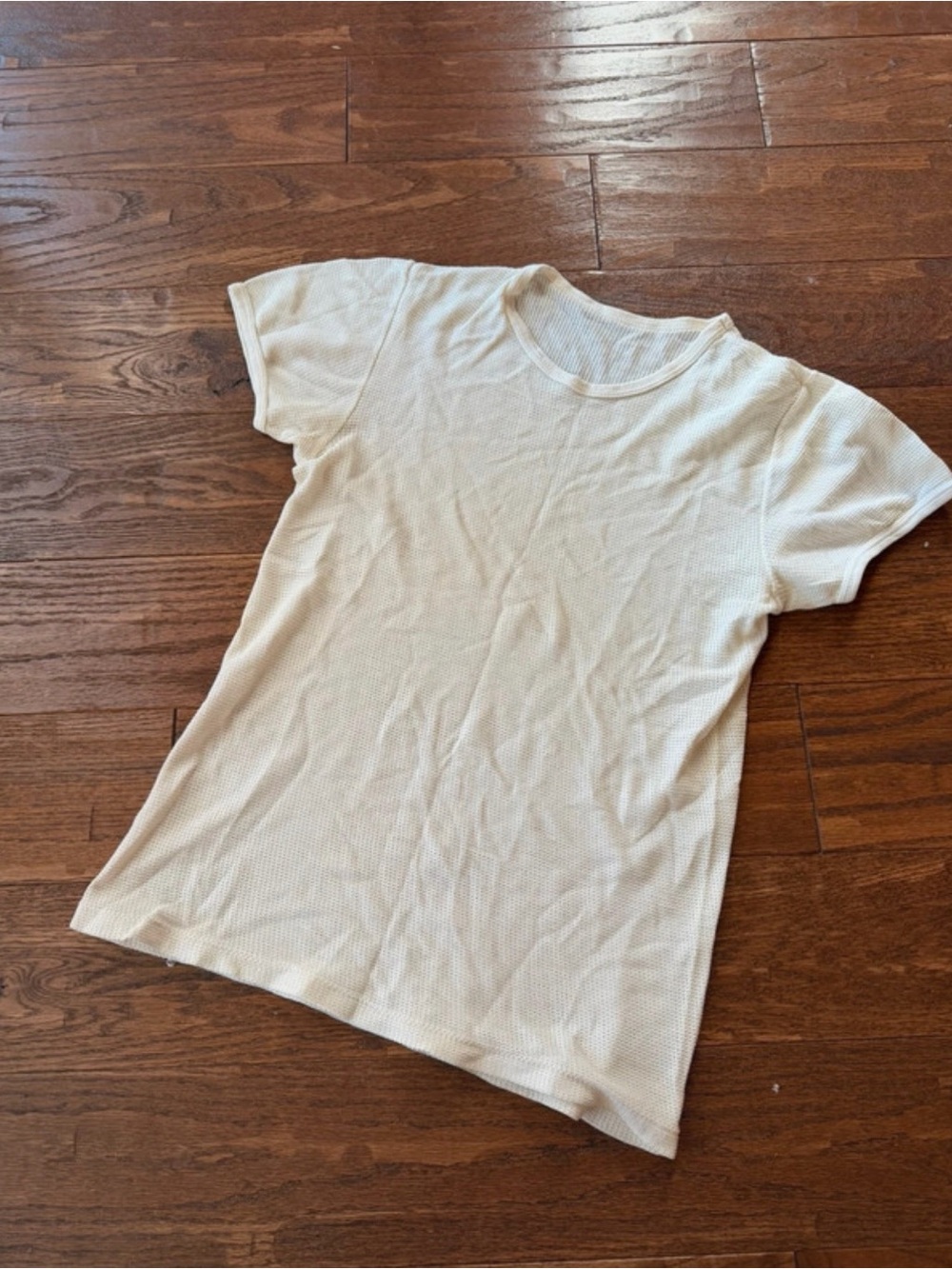 Basic Editions Cream Short-Sleeve Knit Tee